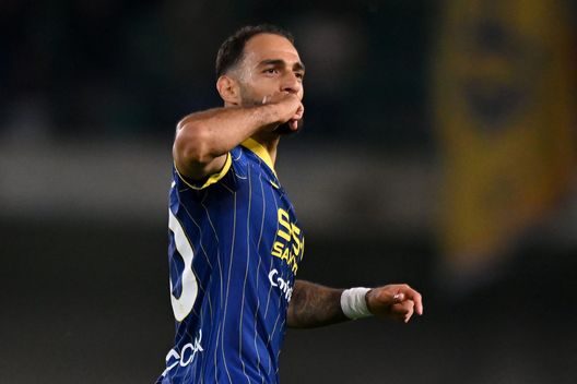 VERONA, ITALY - SEPTEMBER 20: Grigoris Kastanos of Hellas Verona celebrates after scoring the 1-1 goal during the Serie A match between Verona and Torino at Stadio Marcantonio Bentegodi on September 20, 2024 in Verona, Italy. (Photo by Alessandro Sabattini/Getty Images)