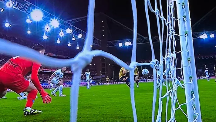 VIDEO Genoa-Napoli 2-0, Retegui raddoppia per i grifoni su assist di Strootman - immagine 1