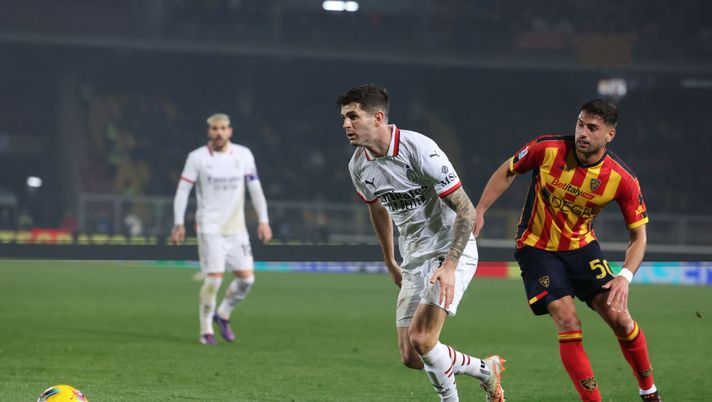 LECCE, ITALY - MARCH 08: Christian Pulisic of AC Milan in action during the Serie match between Lecce and Milan at Stadio Via del Mare on March 08, 2025 in Lecce, Italy. (Photo by Claudio Villa/AC Milan via Getty Images) Milan, tutte le volte in cui i rossoneri hanno giocato l’8 marzo - immagine 1