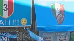 “Pochi ma non rubati”: un balcone si colora d’azzurro per i 4 scudetti del Napoli