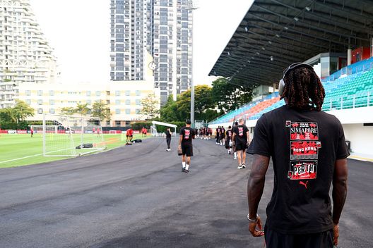 Primo allenamento del Milan a Singapore  milan-prima-giornata-singapore-tournée-allenamento-cultura-eventi-meetgreet