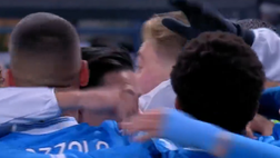 Napoli-Milan, Hojlund è incontenibile: gol e abbraccio con i compagni – IL VIDEO