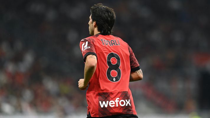 Sandro Tonali AC Milan Milan-Verona 3-1 Serie A 2022-2023