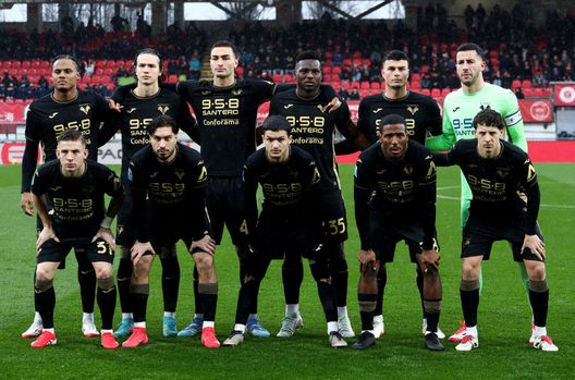 Il Verona che ha vinto a Monza domenica 1 febbraio 2025 (Foto di Marco Luzzani/Getty Images)  news-serie-a-milan-verona-san-siro-statistiche-opta-match