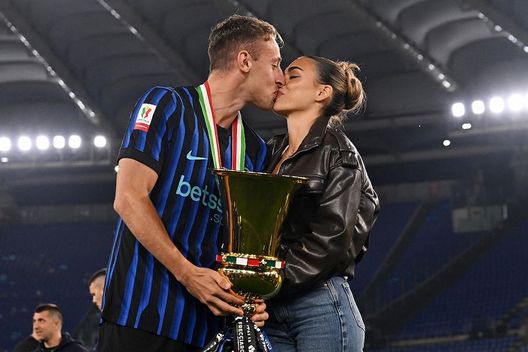 Frattesi festeggia la Coppa Italia con un messaggio che sa di addio: “Conta il percorso. Grazie”- immagine 3
