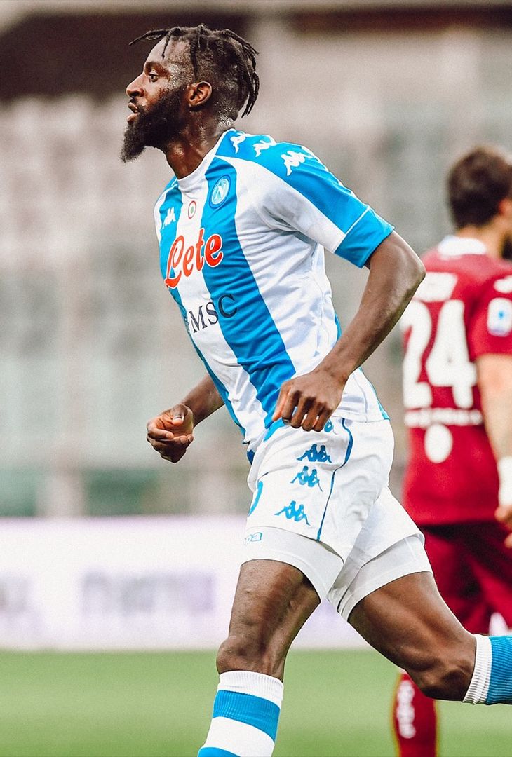 Il Napoli rivive le vecchie sfide contro il Torino: quante emozioni! – LA FOTOGALLERY - immagine 10