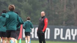 Allegri in panchina cantato da Emma: “L’amore non mi basta”