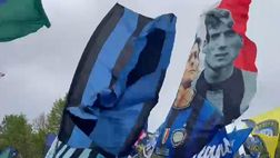 VIDEO / Derby, sventolano le bandiere delle leggende: “Sognando il tricolore”