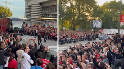La Curva Sud e tifosi accolgono il pullman del Milan a San Siro | VIDEO