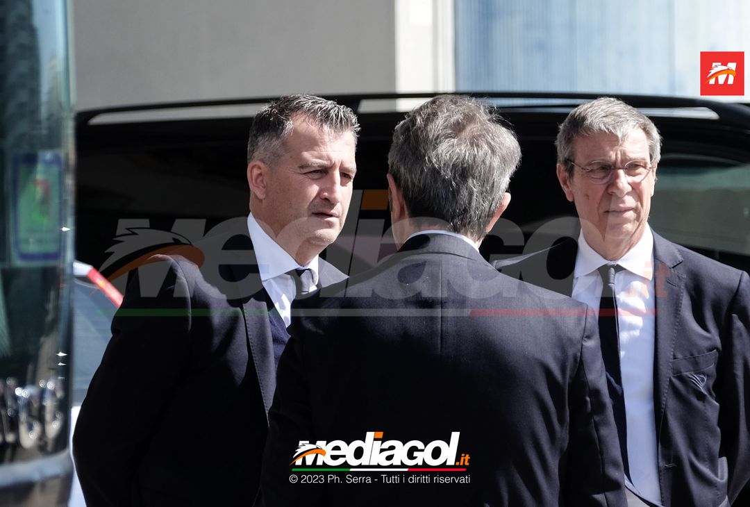 FOTO Cittadella-Palermo, la squadra in partenza dal “Renzo Barbera” (GALLERY) - immagine 36