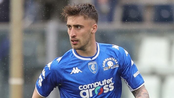 EMPOLI, ITALY - APRIL 24: Mattia Viti of Empoli FC in action during the Serie A match between Empoli FC and SSC Napoli at Stadio Carlo Castellani on April 24, 2022 in Empoli, Italy. (Photo by Gabriele Maltinti/Getty Images) Empoli, all’ultimo la decisione per Viti contro la Juve: resta in forte dubbio, le ultime - immagine 1