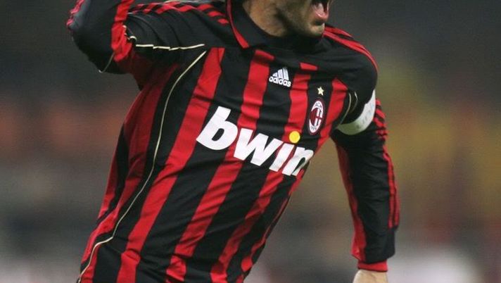 Paolo Maldini e la moglie indagati per corruzione - immagine 1