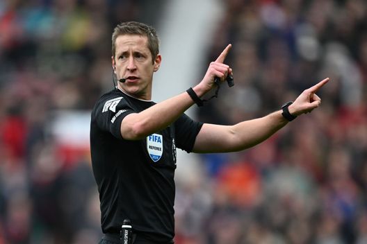 Community Shield, ecco chi arbitrerà il derby di Manchester a Wembley...