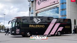FOTO Parma-Palermo, il Palermo in partenza dal ‘Renzo Barbera’ (GALLERY)