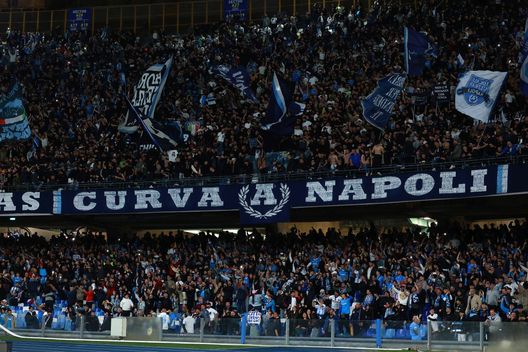 Napoli-Cagliari, De Laurentiis spinge per vietare la trasferta ai tifosi ospiti: il motivo- immagine 2