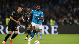 Vieira gli piazza addosso Frendrup e lui va in tilt: Anguissa, i voti dei quotidiani