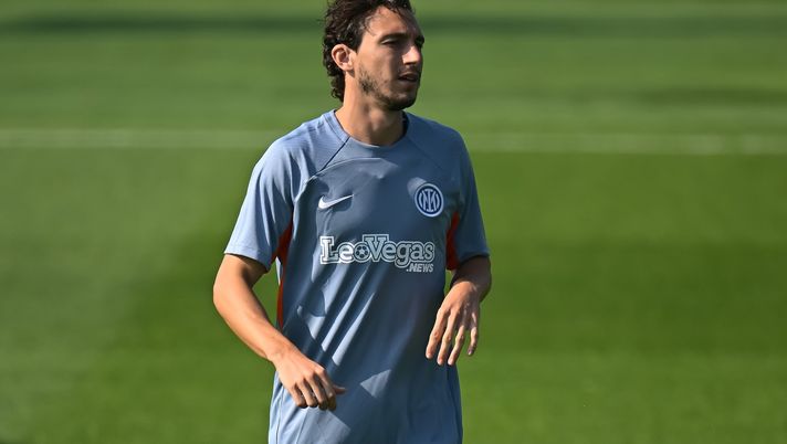 Inter, in tre per due maglie: Darmian-Dumfries favoriti su Pavard. In mezzo gli intoccabili - immagine 1