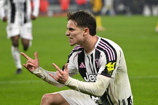 TURIN, ITALY - OCTOBER 29: Kenan Yildiz of Juventus celebrates after scoring his team's third goal during the Serie A match between Juventus FC and Udinese Calcio at Allianz Stadium on October 29, 2025 in Turin, Italy. (Photo by Filippo Alfero - Juventus FC/Juventus FC via Getty Images)