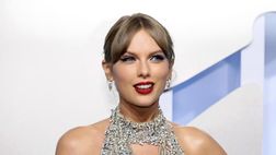 Taylor Swift tornerà con un nuovo album: l’annuncio nel podcast del fidanzato