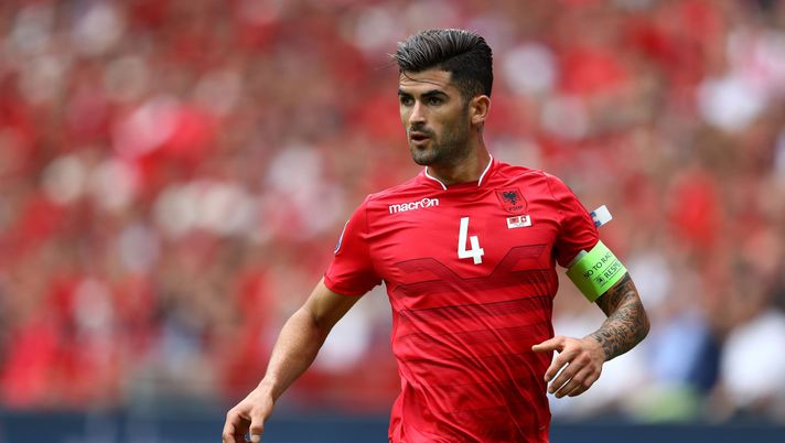 Hysaj con l'Albania Hysaj con l'Albania