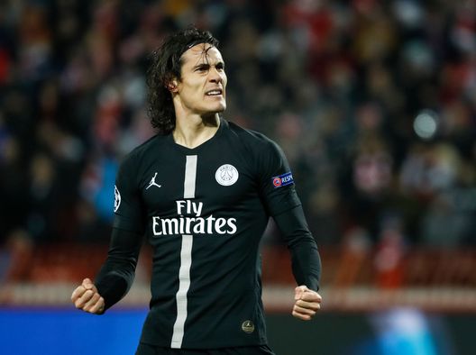BELGRADO, SERBIA - DICEMBRE 11: Edinson Cavani quando vestiva la maglia del PSG. (Foto di Srdjan Stevanovic/Getty Images) Cavani, il Matador che ha conquistato il mondo con i suoi gol- immagine 5
