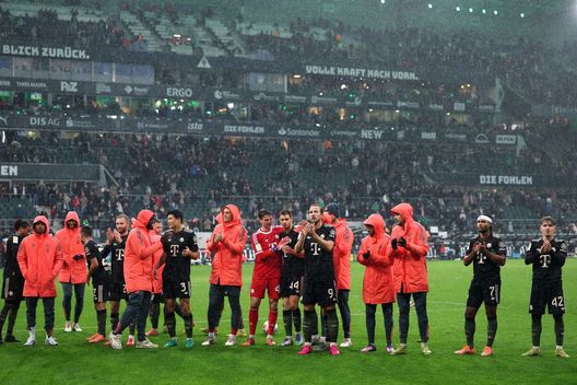 Bayern Monaco inarrestabile: 3-0 al Mönchengladbach e primo posto a punteggio pieno- immagine 2