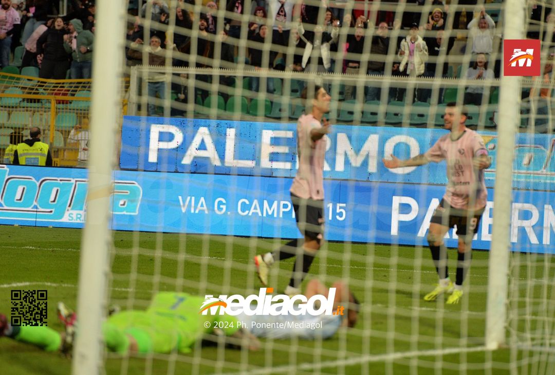 FOTO Palermo-Como 3-0, 25ª giornata Serie B 2023-2024 (GALLERY) - immagine 58