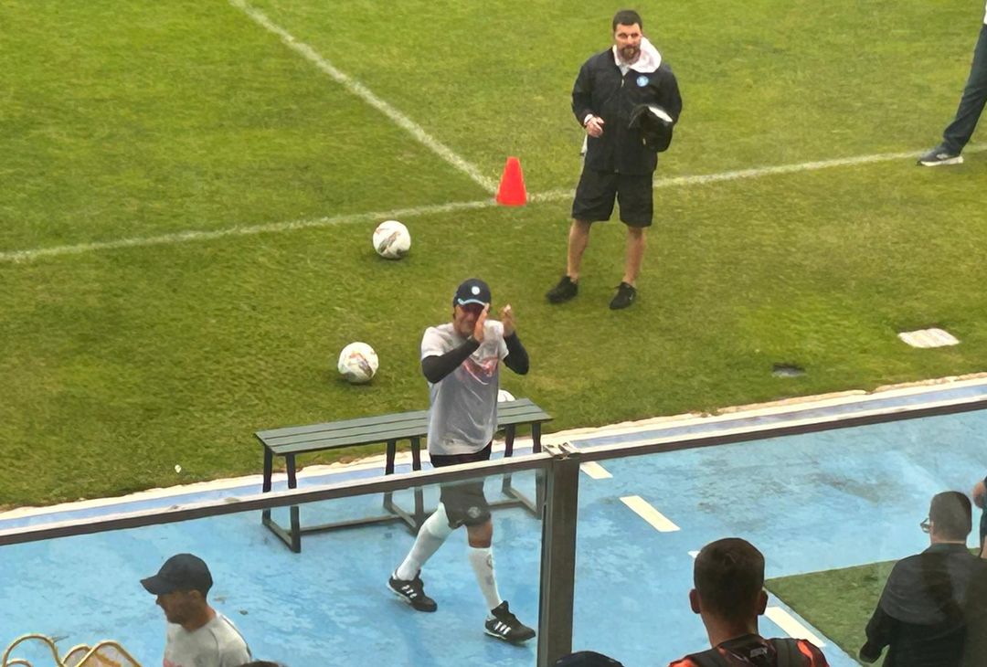 GALLERY Conte lascia il campo tra gli applausi dei tifosi presenti a Castel di Sangro- immagine 1