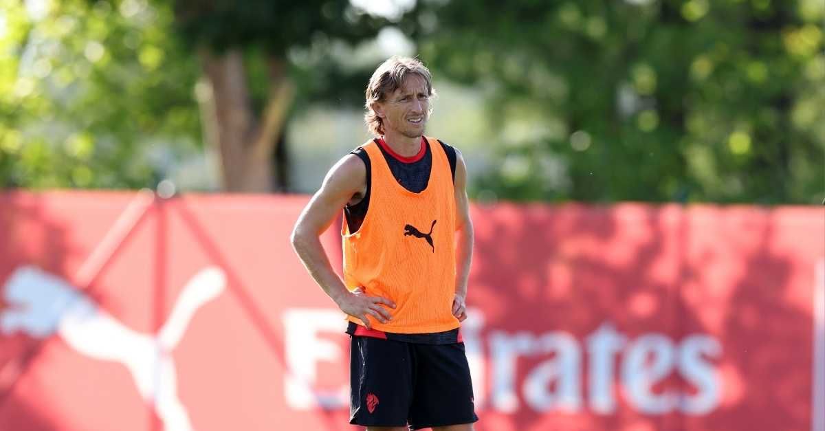 milan modric e gimenez convocati per le amichevoli del weekend