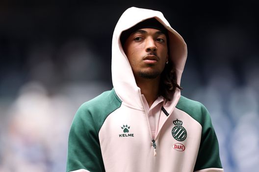 Koleosho con la divisa di rappresentanza dell'Espanyol (Photo by Florencia Tan Jun/Getty Images) Koleosho al Paris FC: il primo colpo salvezza per il club parigino è italiano- immagine 2