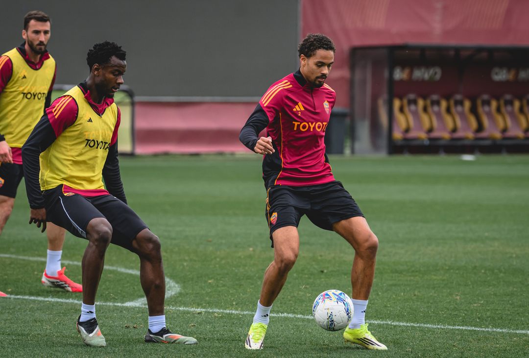 Trigoria, l’allenamento a -2 da Roma-Juventus: Dybala in gruppo – FOTO GALLERY - immagine 5