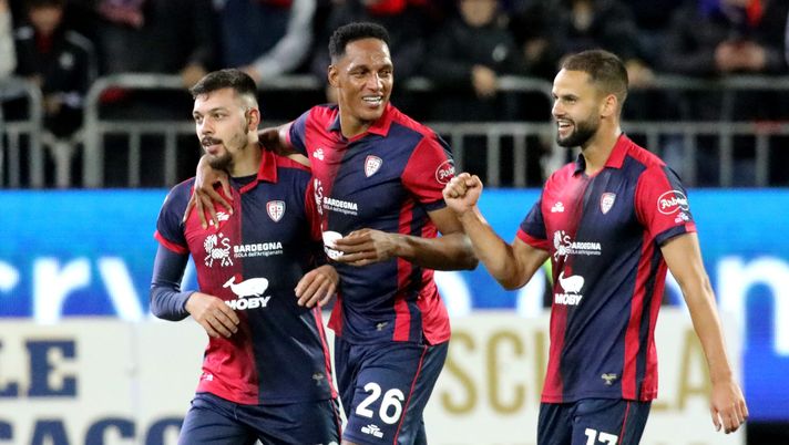 Cagliari, Mina-show: litiga per un rigore, batte quello dopo e fa male alla Juve - immagine 1