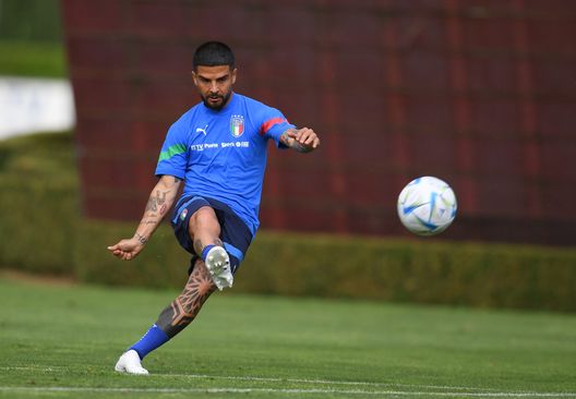 Lorenzo Insigne in allenamento con l'Italia (Photo by Claudio Villa/Getty Images) Lorenzo Insigne: “A Napoli tornerei a piedi. Lazio? Con il mercato bloccato è difficile”- immagine 3