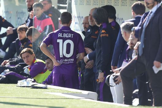 Ferrara scherza: “Il dubbio su Gudmundsson. Riscattarlo o venderlo alla Juve?”- immagine 2