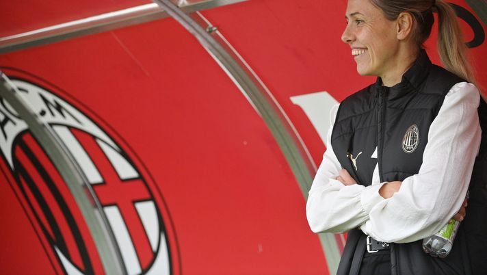 MILAN, ITALY - OCTOBER 2: Elisabet Spina Head of AC Milan Women during the AC Milan Women Training Session at Vismara PUMA House of Football on October 2, 2024 in Milan, Italy. (Photo by Stefano Guidi - AC Milan/AC Milan via Getty Images) il-mondo-calcistico-di-suzanne-bakker-e-la-filosofia-del-milan-femminile
