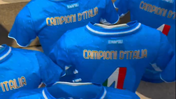 Il regalo speciale di capitan Di Lorenzo ai compagni per ricordare il quarto scudetto