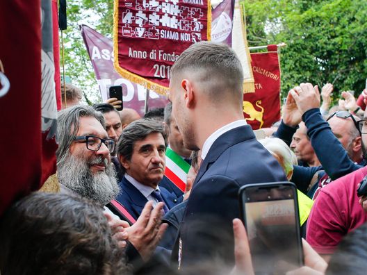 Gamba a TN presenta il libro di Repubblica sul Grande Torino. “E su Sarri vi dico che…”- immagine 2