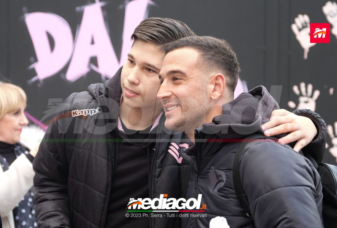 FOTO Parma-Palermo, il Palermo in partenza dal ‘Renzo Barbera’ (GALLERY) - immagine 11