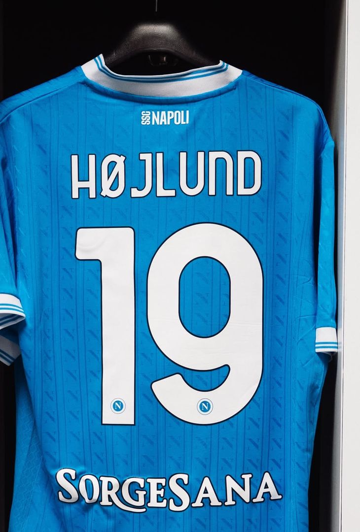 Udinese-Napoli, tutto pronto nello spogliatoio: la decisione sulla maglia GALLERY - immagine 7