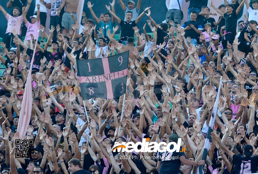 FOTOTIFO Palermo-Feralpisalò 3-0, gli scatti ai tifosi al “Renzo Barbera” (GALLERY) - immagine 69