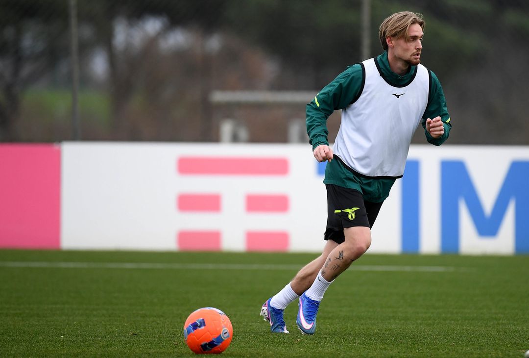 Lazio, tutte le immagini dell’allenamento a Formello – GALLERY - immagine 49