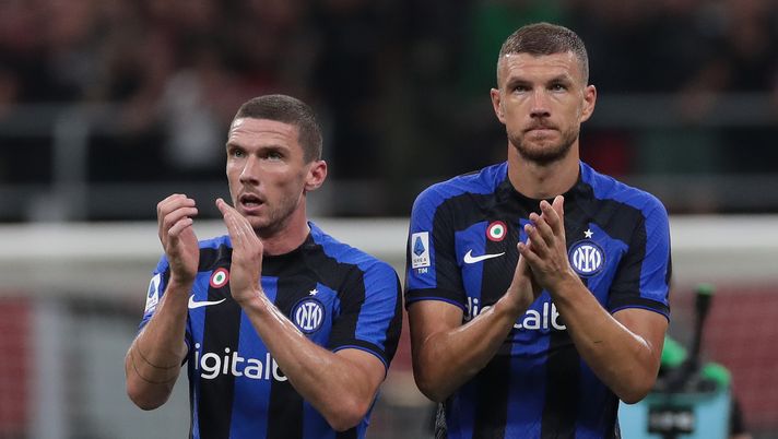 Ecco quanto chiede l’Inter per Gosens. “Saluta anche Dzeko, doppio colpo in arrivo” - immagine 1