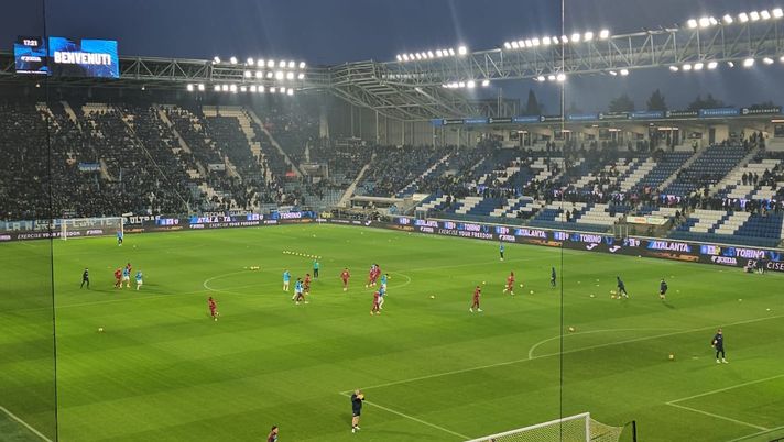 Atalanta-Torino, vergogna sugli spalti: due tifosi macchiano la memoria di Superga - immagine 1