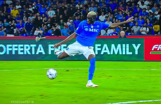 RILEGGI LIVE Napoli-Udinese 4-1, gli azzurri ritrovano i tre punti e Kvaratskhelia - immagine 3