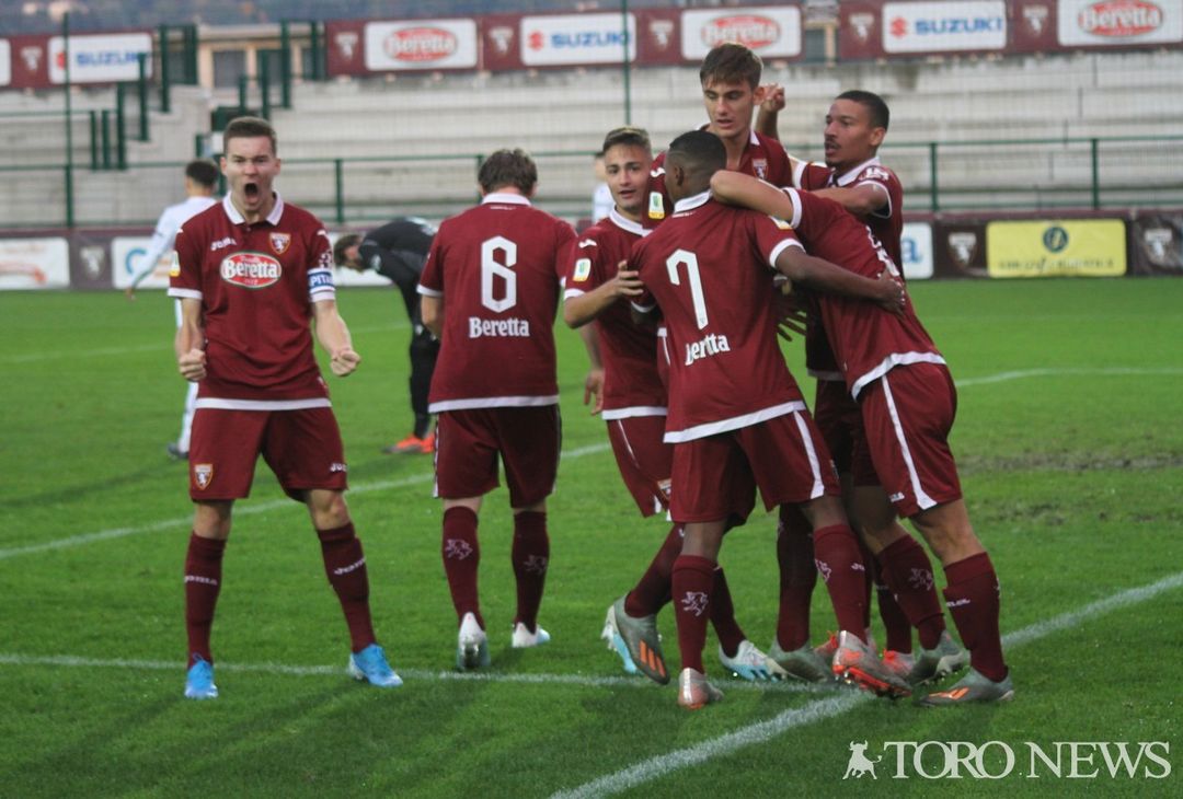 L'esultanza del Torino Primavera contro il Bologna