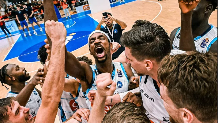 Napoli Basket, Owens: “Grande vittoria, orgoglioso di tutti i miei compagni” - immagine 1