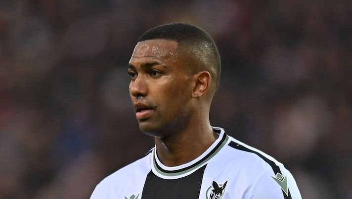 UDINE, ITALY - NOVEMBER 12: Walace of Udinese Calcio looks on during the Serie A TIM match between Udinese Calcio and Atalanta BC at Dacia Arena on November 12, 2023 in Udine, Italy. (Photo by Alessandro Sabattini/Getty Images) Udinese, nessun allarme per Walace. Da Pereyra a Thauvin, chi recupera e chi no - immagine 1