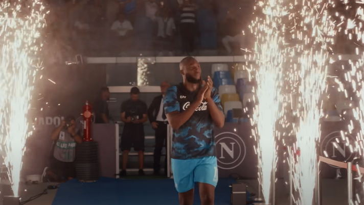 VIDEO Lukaku, dalla presentazione al gol: le immagini più belle del suo esordio VIDEO Lukaku, dalla presentazione al gol: le immagini più belle del suo esordio - immagine 1