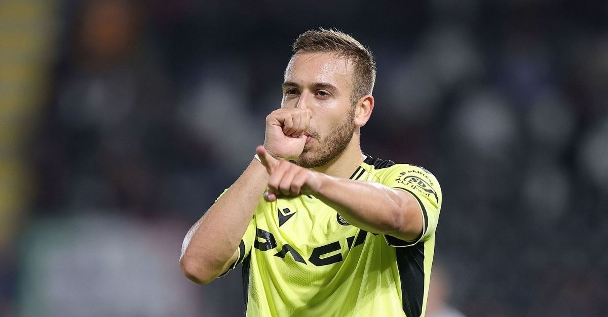 Calciomercato Milan, si accelera a centrocampo: spunta Lovric Calciomercato Milan, si accelera a centrocampo: spunta Lovric