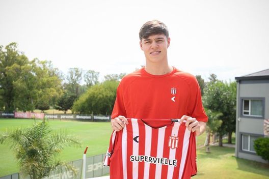 Foto estudiantesdelaplata.com Ex Inter, all. Estudiantes: “Palacios? Vogliamo dargli spazio. Ha il pedigree…”- immagine 3